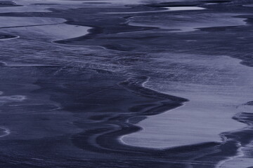 乒乓球球在对面可以触桌几次