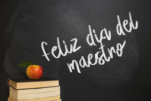 乒乓球球在对面可以触桌几次